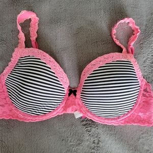 Victoria's Secret Lace wing Demi Bra sz 36C